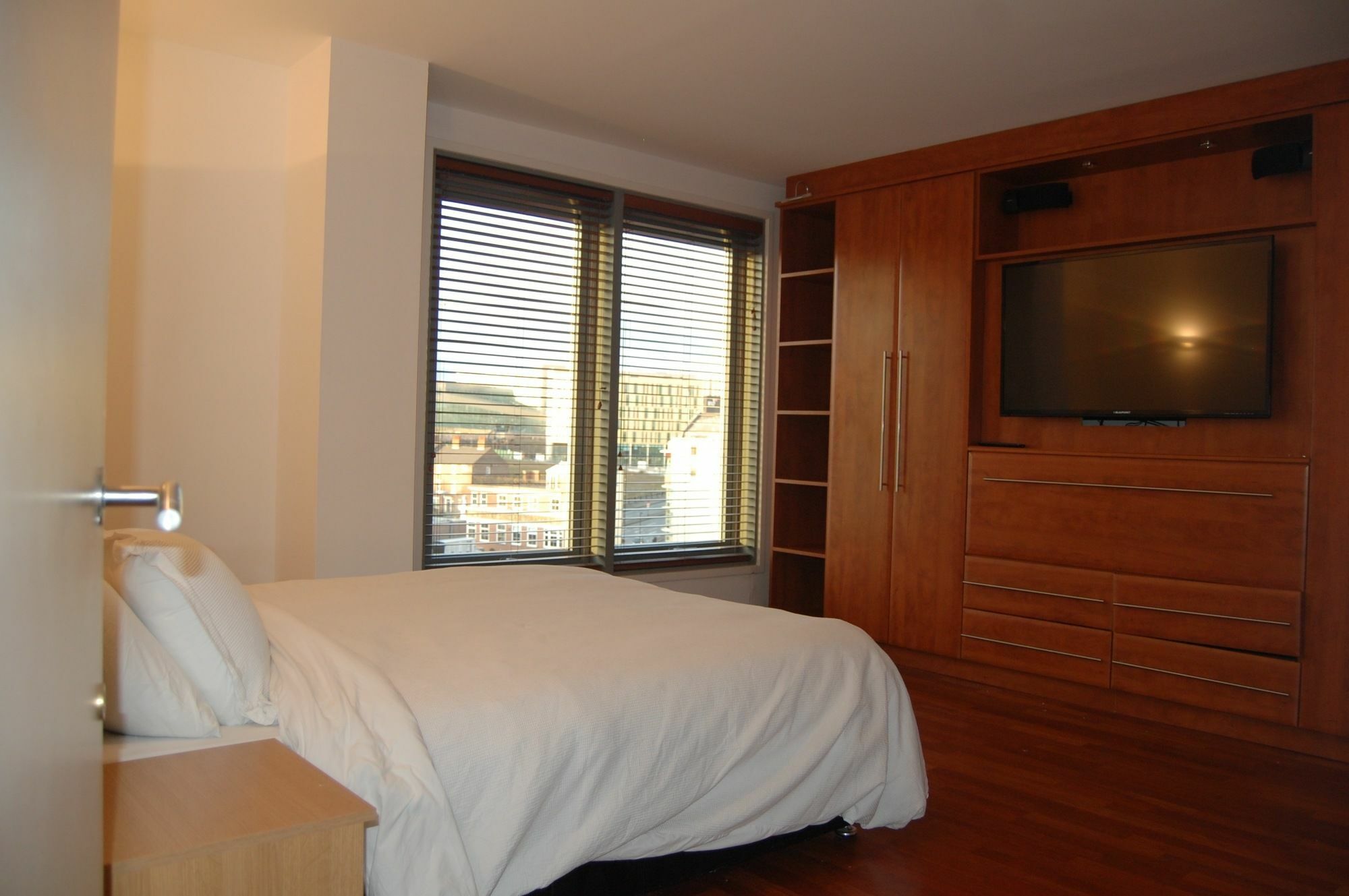 Central Lofts Нюкасъл ъпон Тайн Екстериор снимка